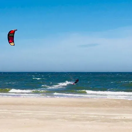 Meerzeit 8 - - Winterstrasse 19 *