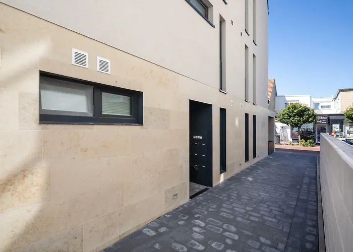 Meerzeit 8 - - Winterstrasse 19 *